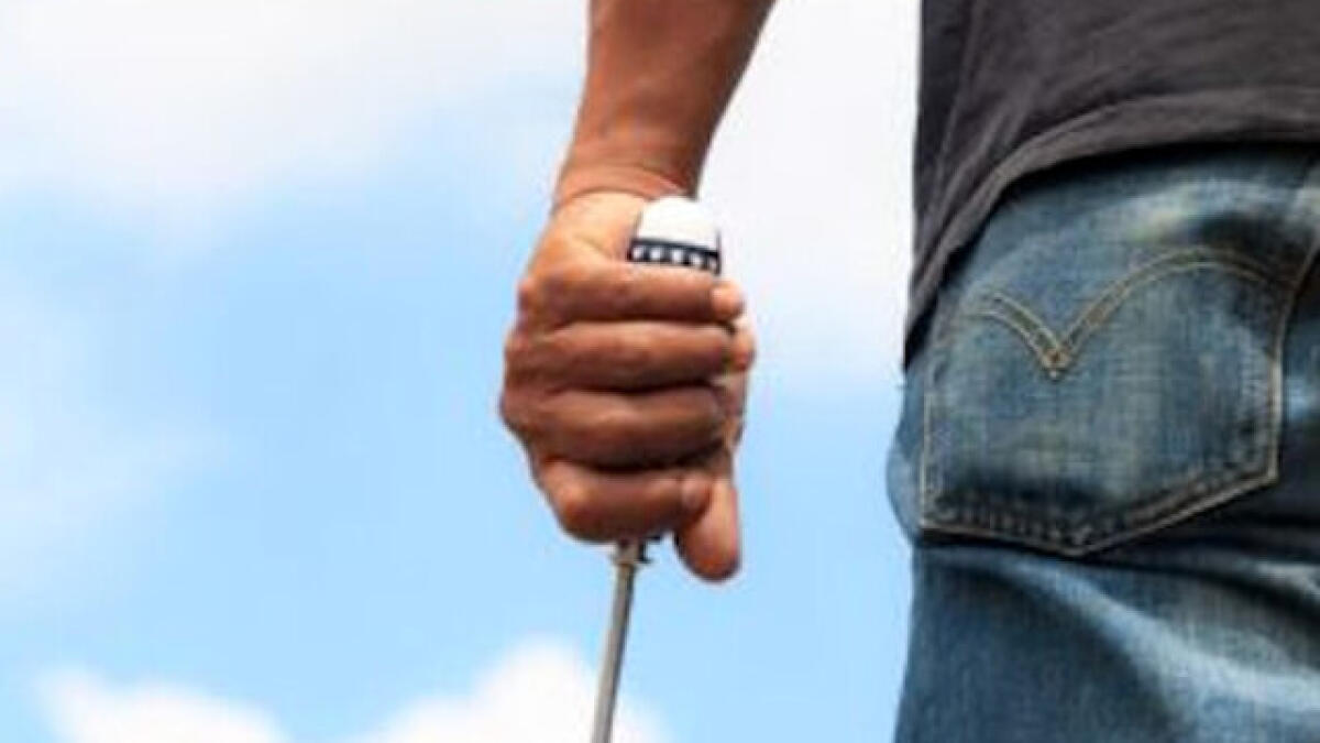 CATANIA. MINACCIA CON CACCIAVITE UN RAGAZZO PER RUBAGLI IL TELEFONO - 