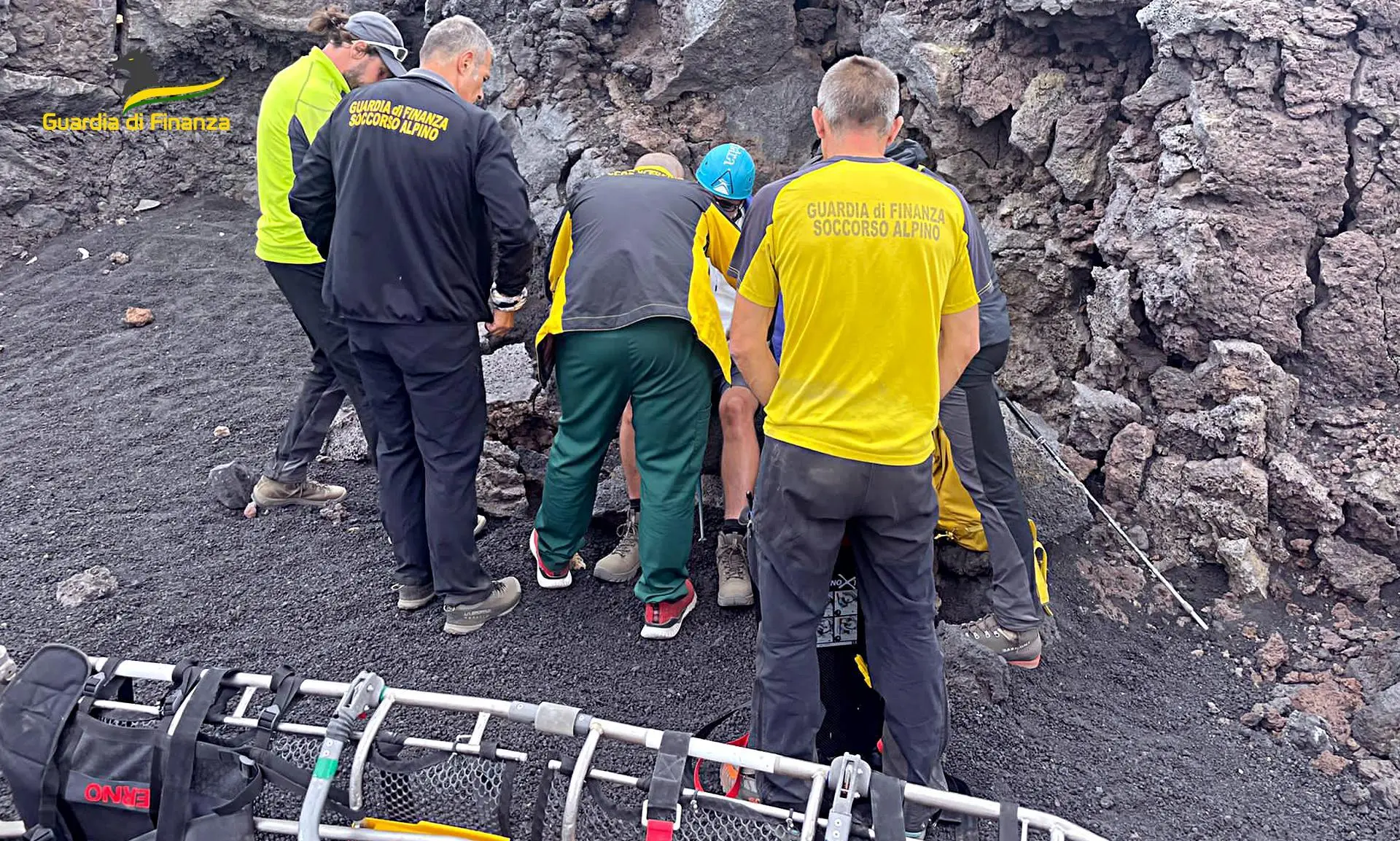 ETNA: DUE INTERVENTI DI SOCCORSO SUL VULCANO DA PARTE DEL SAGF – LE FOTO