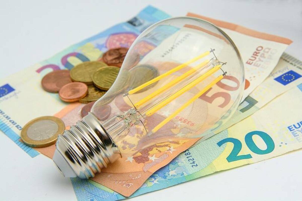 I NEGOZI DELLA SICILIA SI PREPARANO ALLA SERRATA CONTRO IL CARO BOLLETTE. - 