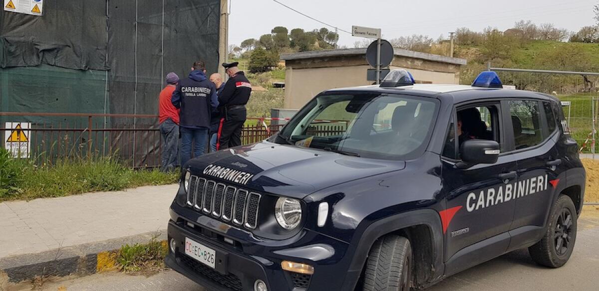 CONTROLLI DEI CARABINIERI NEI CANTIERI DELLA PROVINCIA DI ENNA PER LA SICUREZZA, OTTO SU UNDICI SONO IRREGOLARI - 