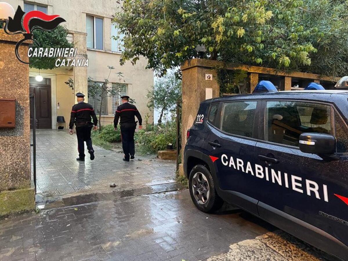LICODIA EUBEA. INCENDIO IN COMUNITÀ DISABILI, ANZIANA SALVATA DAI CARABINIERI - 
