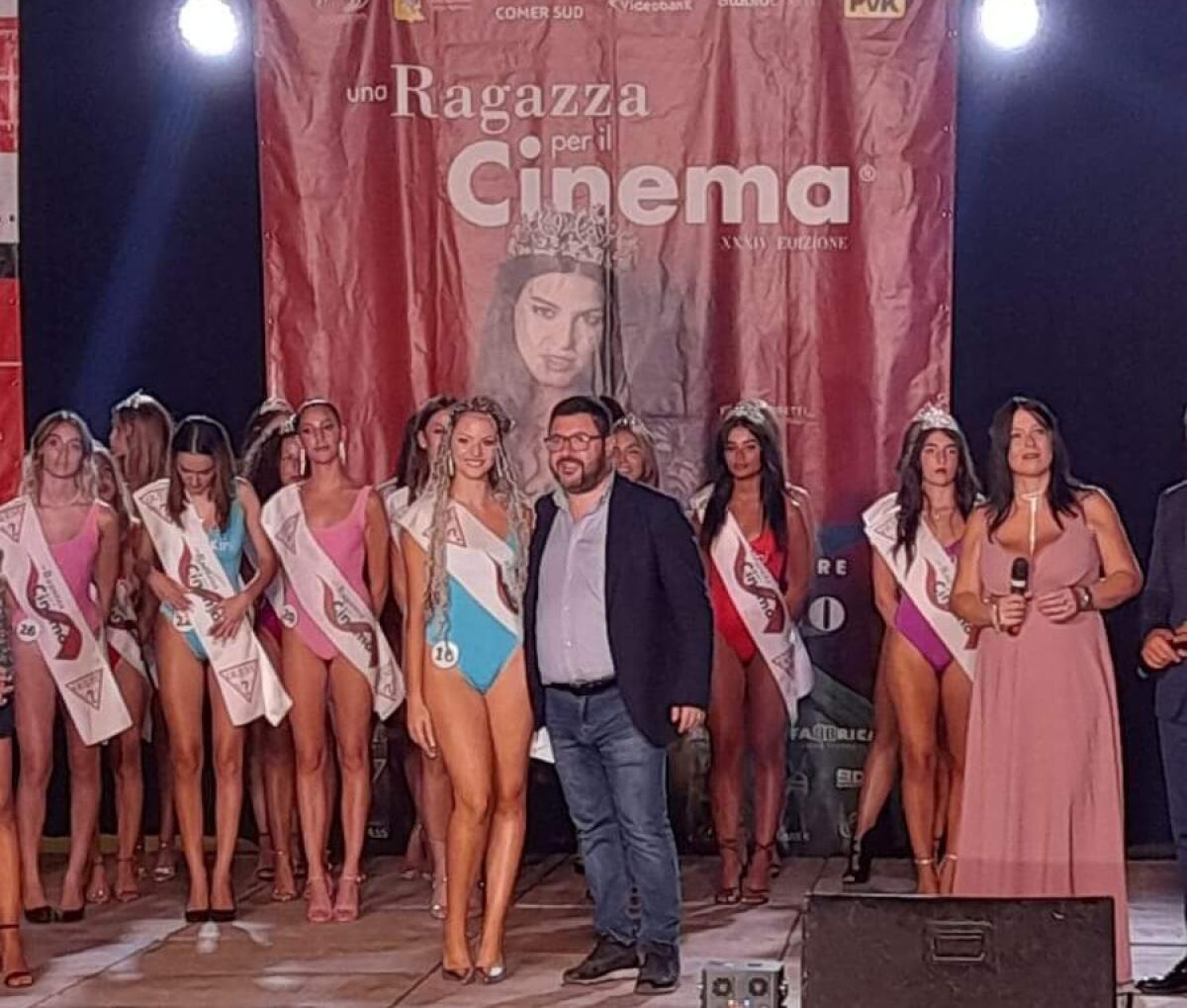 PATERNO': MANIFESTAZIONI ESTIVE    RESOCONTO DELL'ASSESSORE COMIS - 