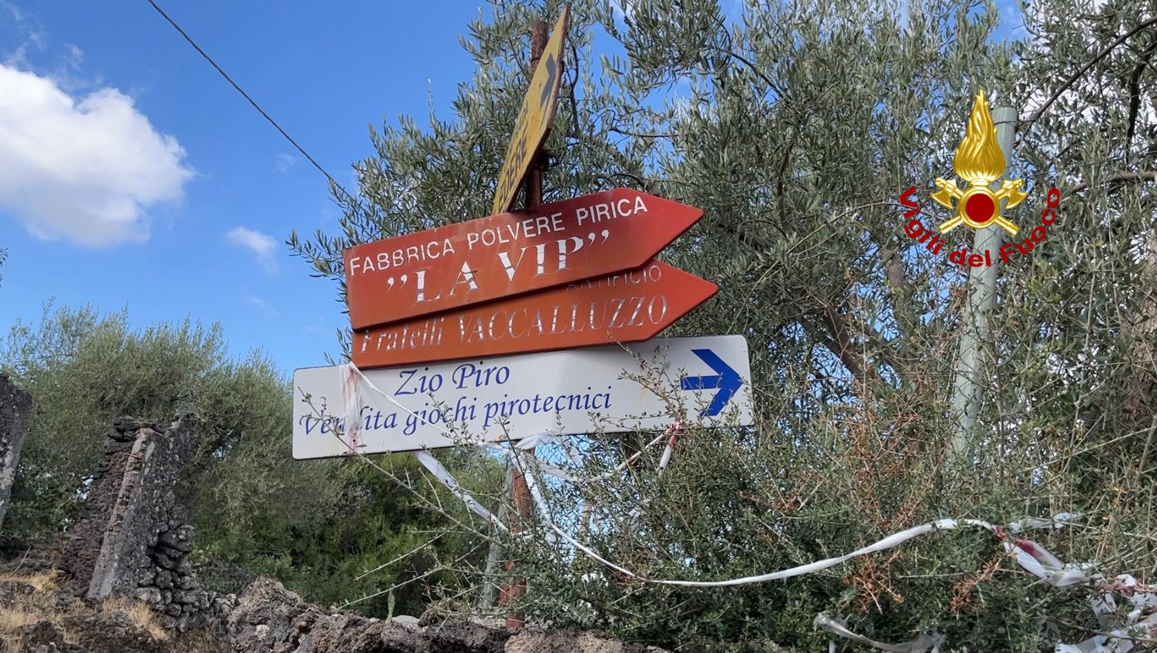 BELPASSO. ESPLOSIONE IN FABBRICA DI FUOCHI D'ARTIFICIO: MUORE A 62 ANNI IL TITOLARE ANTONINO VACCALLUZZO