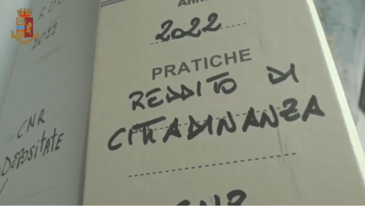 FALSE DICHIARAZIONI PER OTTENERE IL REDDITO DI CITTADINANZA: TRUFFA DA 8 MILIONI NEL CAGLIARITANO, DENUNCIATE 300 PERSONE - 