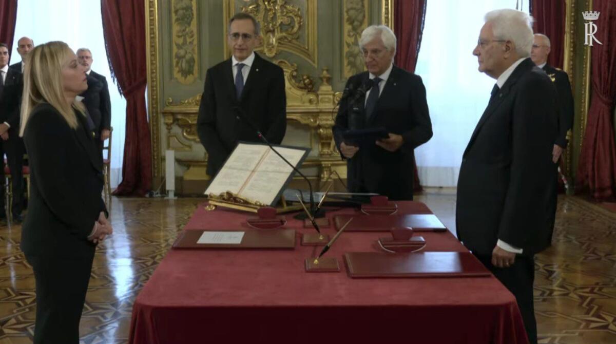 GOVERNO MELONI HA GIURATO AL QUIRINALE - 