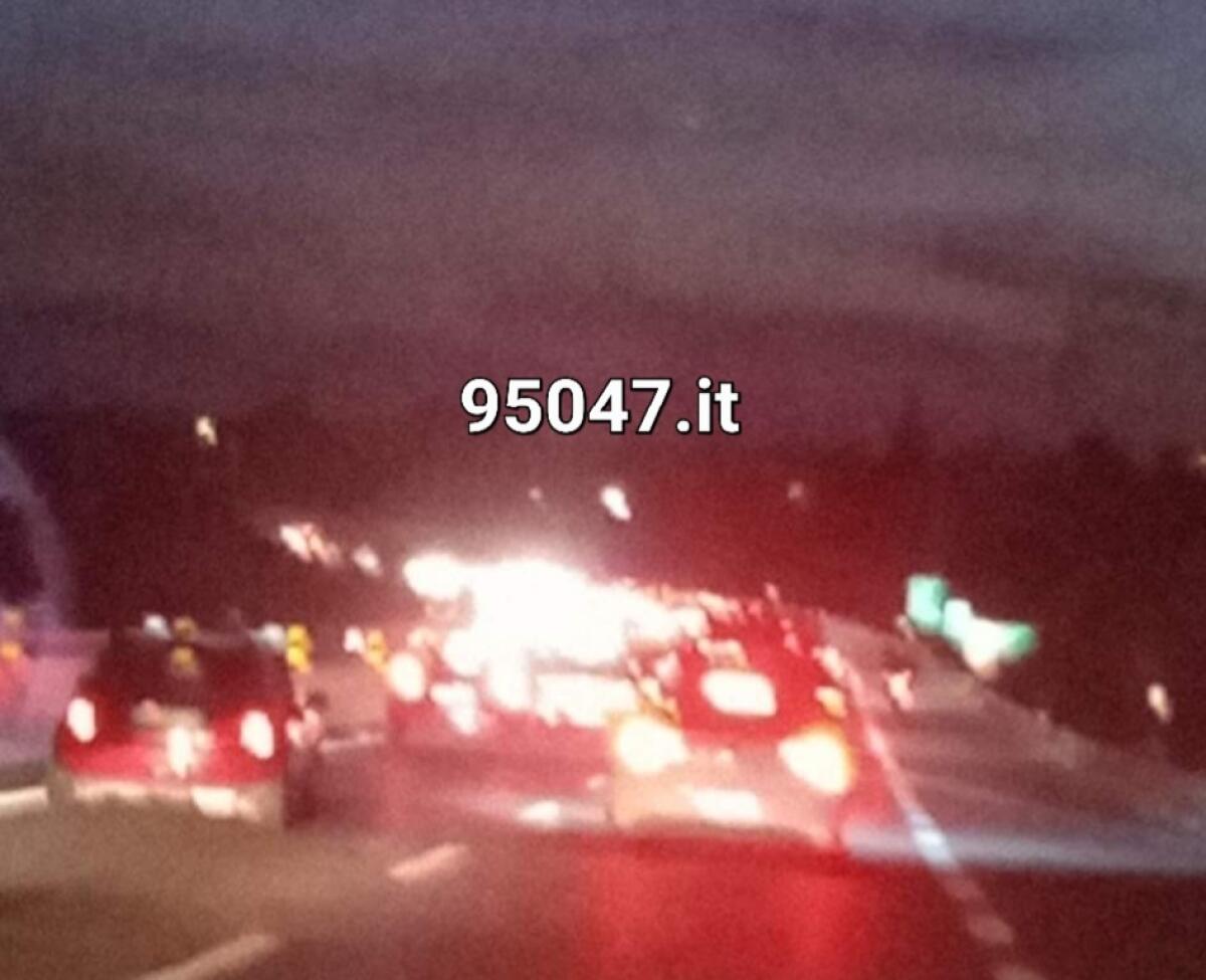 INCIDENTE SULLA TANGENZIALE NEI PRESSI SVINCOLO MISTERBIANCO, LUNGHE CODE - 