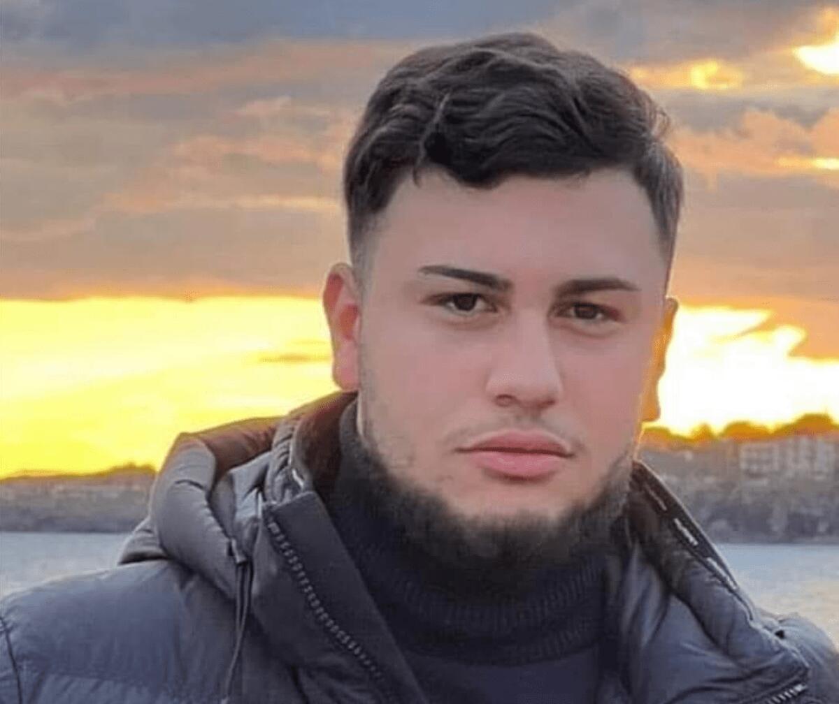 INCIDENTE AD ACI CATENA: MUORE UN 19ENNE - 