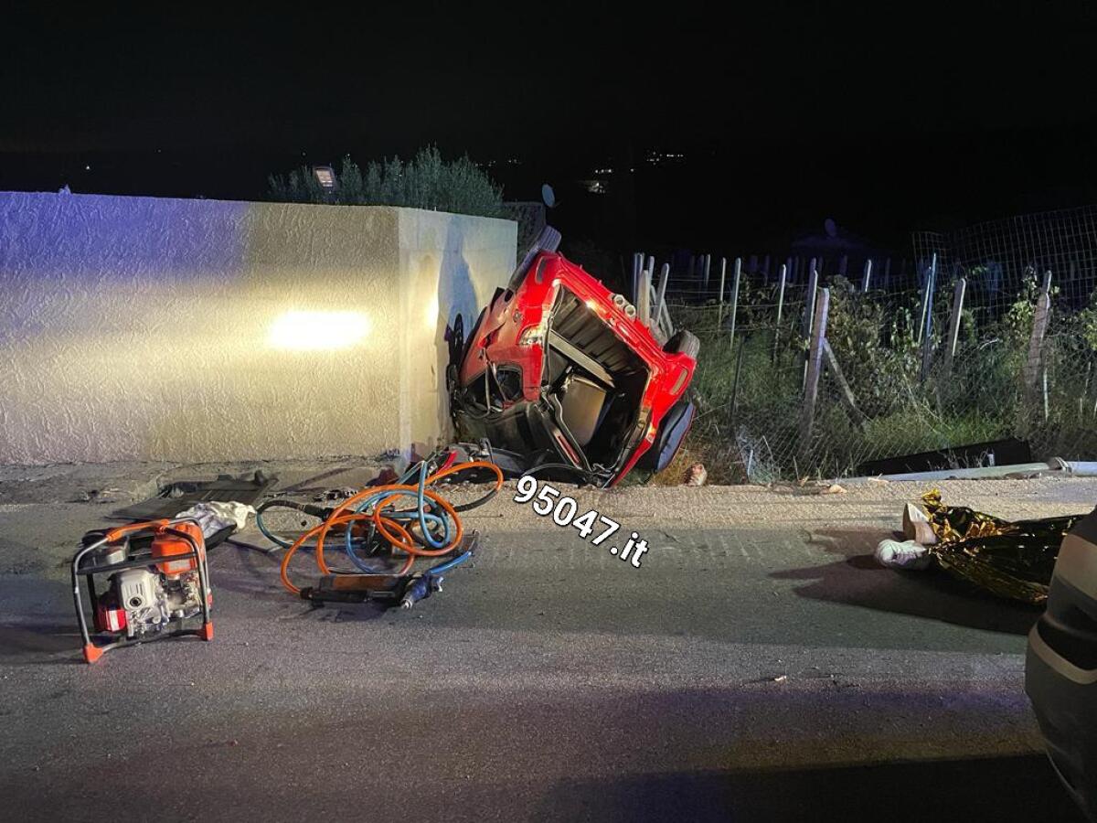 ADRANO: PAESE IN LUTTO PER IL TRAGICO INCIDENTE CON VITTIMA UN 15ENNE, LE FOTO - 