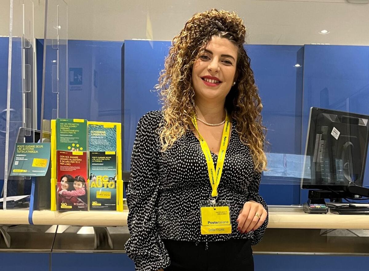 A SANTA DOMENICA VITTORIA LA PIÙ GIOVANE DIRETTRICE DI UFFICIO POSTALE DELLA SICILIA - 