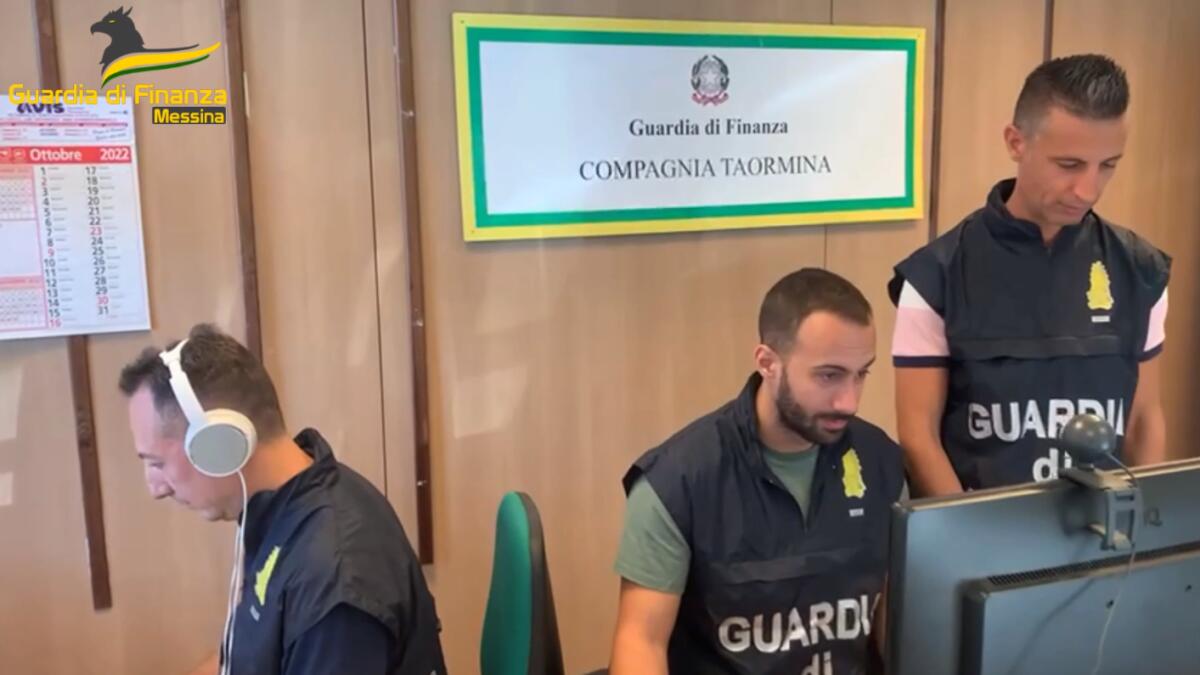 TAORMINA, NELLE RSA 36 LAVORATORI IN NERO SU 40: CINQUE ARRESTI - 