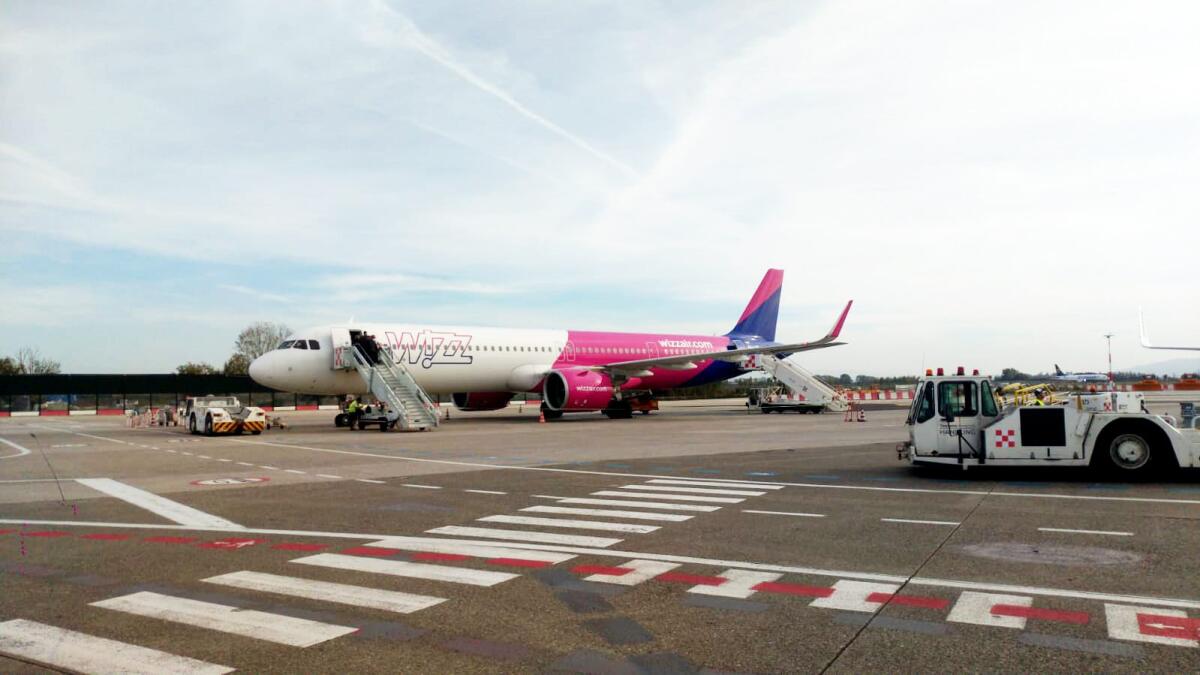 UN CATANESE RICEVE 250 EURO PER VOLO IN RITARDO WIZZAIR VENEZIA CATANIA - 