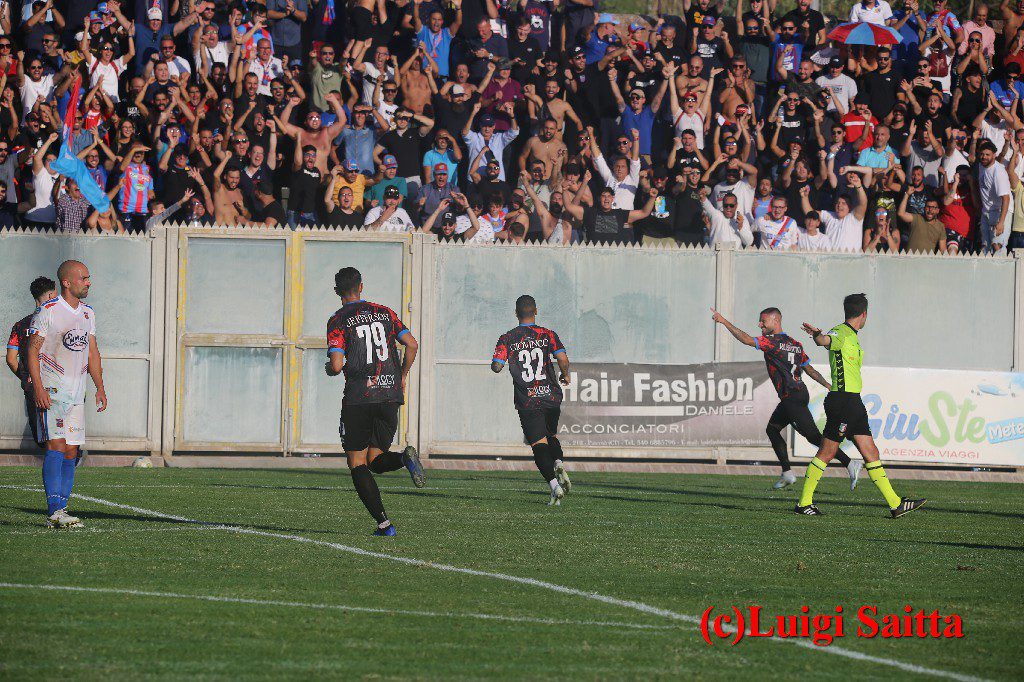 SPORT: IL PATERNO’ NON FERMA LA CORAZZATA CATANIA - LE FOTO