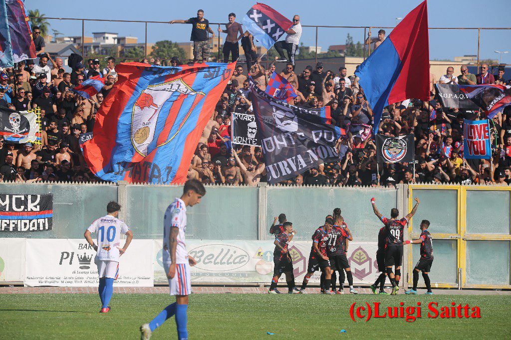 SPORT: IL PATERNO’ NON FERMA LA CORAZZATA CATANIA - LE FOTO