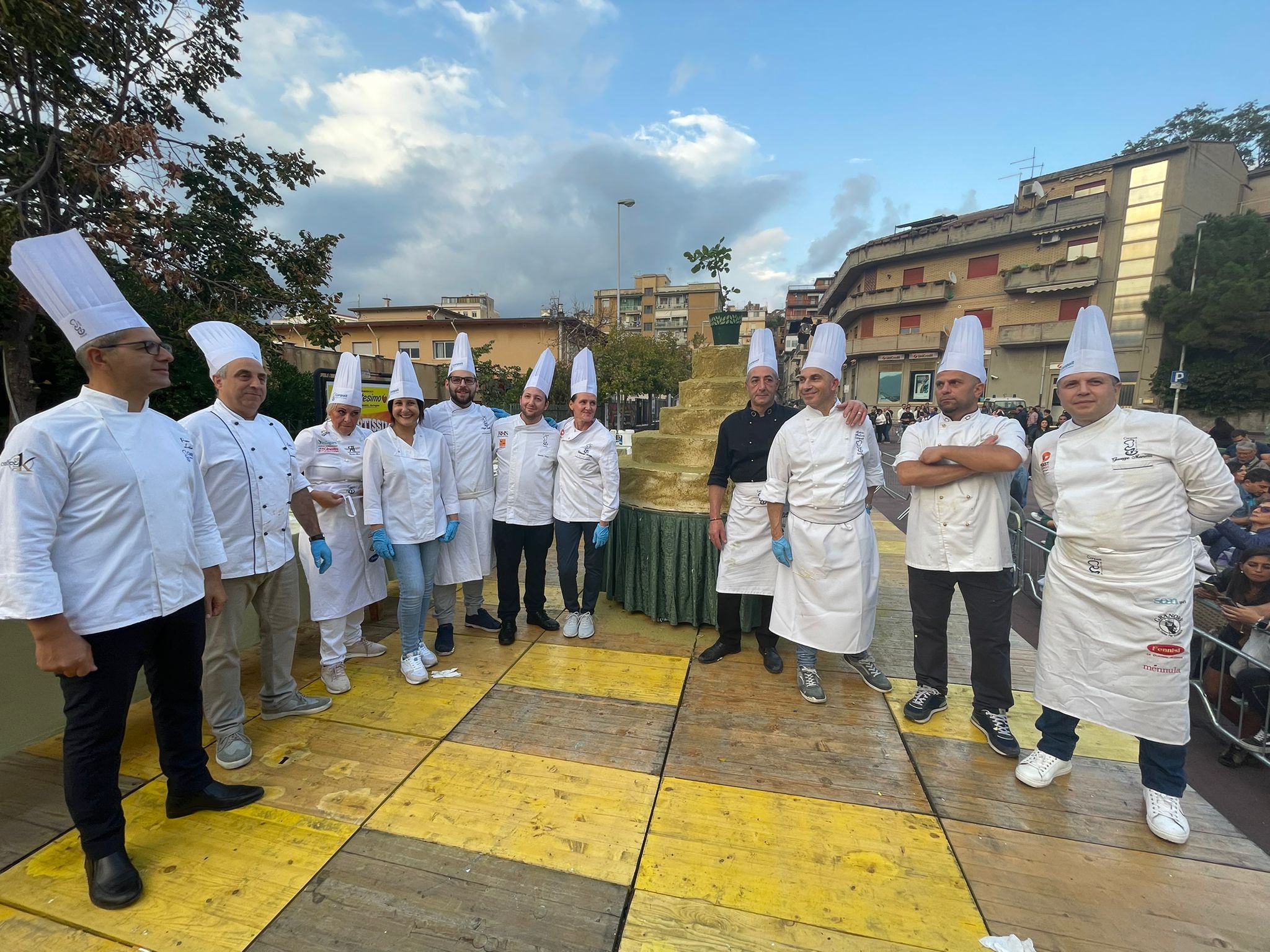 LA GRANDE TORTA HA CHIUSO LA SAGRA DEL PISTACCHIO DEI RECORD