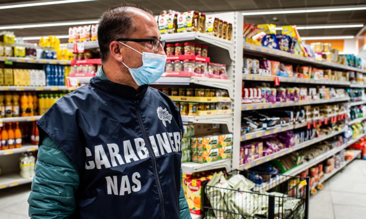 LISTERIA, CONTROLLI DEL NAS IN TUTTA ITALIA: SEQUESTRATE 14 TONNELLATE DI ALIMENTI - 