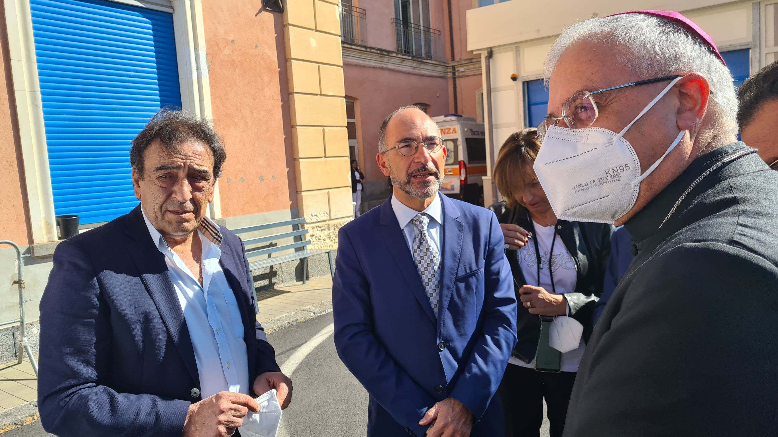 L’ARCIVESCOVO DI CATANIA IN VISITA ALL’OSPEDALE DI BRONTE
