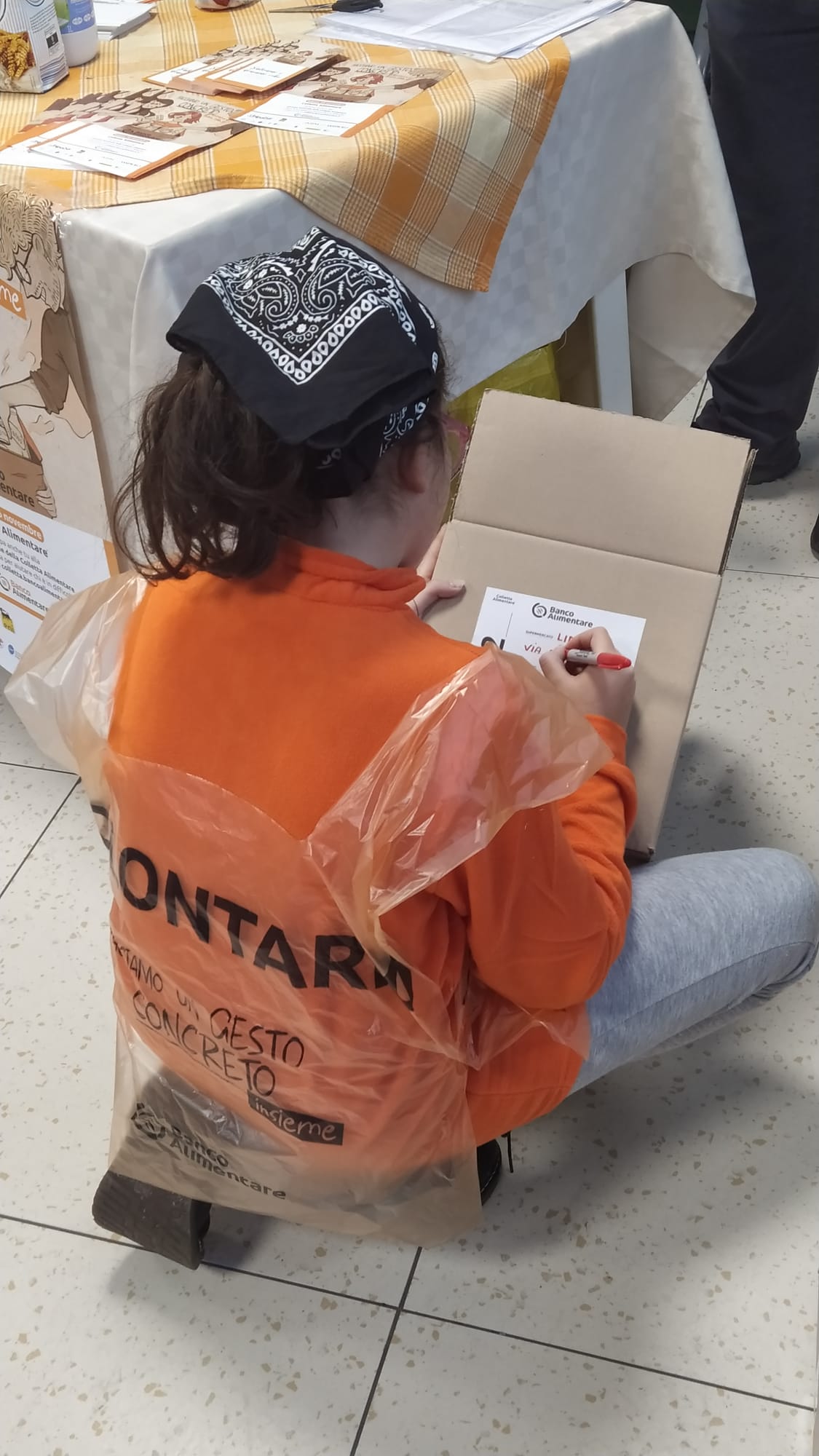 LUIGI RENNA, ARCIVESCOVO DI CATANIA HA PARTECIPATO ALLA COLLETTA22 FACENDO LA SPESA PER CHI È IN DIFFICOLTÀ