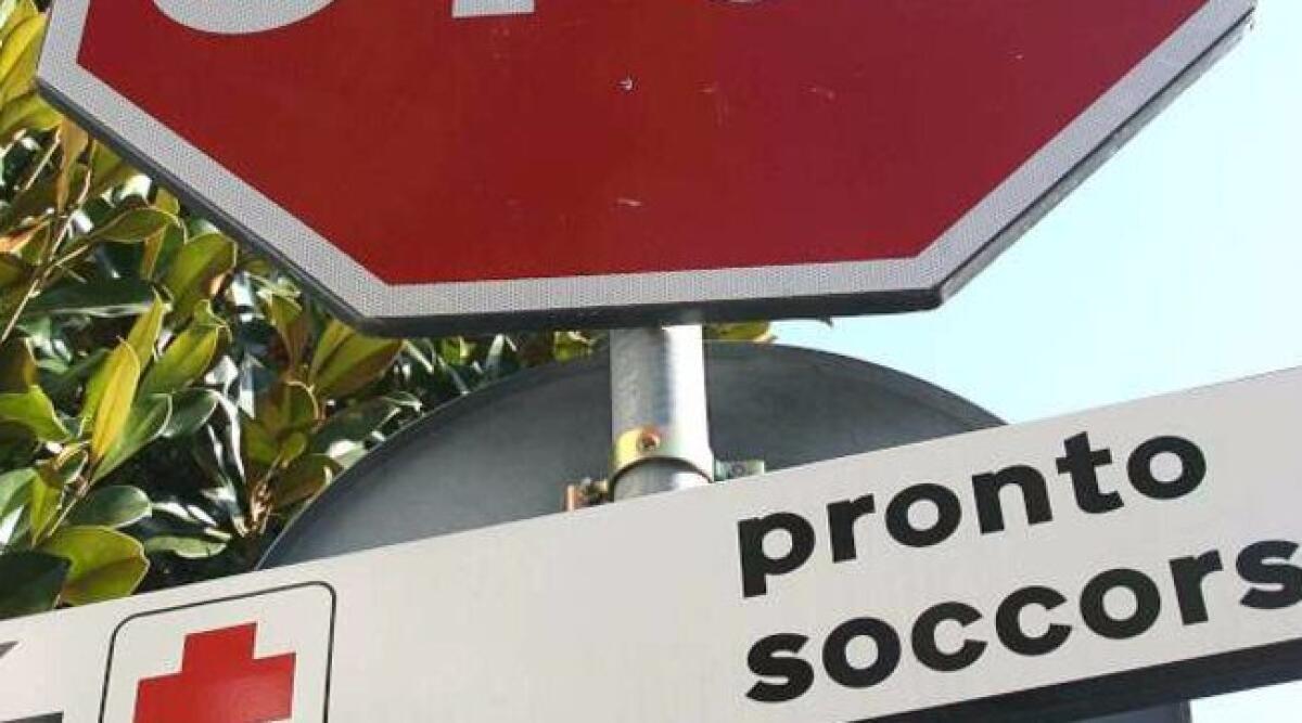 INFLUENZA E COVID, IL MIX LETALE MANDA IN TILT I PRONTO SOCCORSO. DE IACO: «LA SITUAZIONE È DRAMMATICA» - 