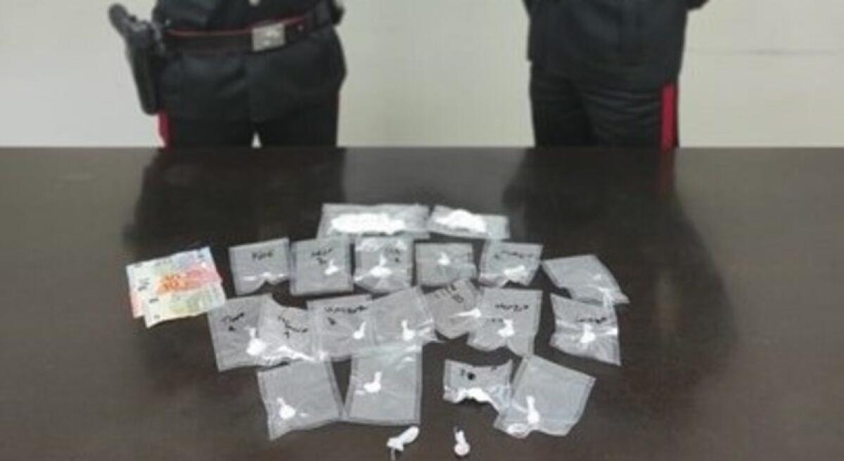 PATERNÒ, IN AUTO CON 160 GRAMMI DI DROGA: ARRESTATO 43ENNE - 