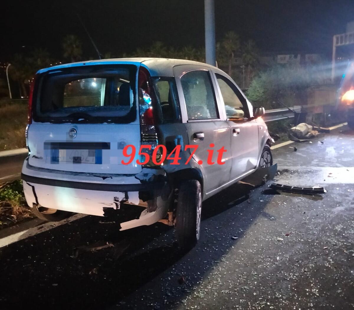 VIOLENTO SCONTRO TIR-AUTO SULLA CIRCONVALLAZIONE DI CATANIA - 