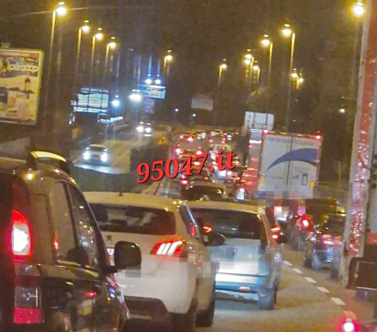 AGGIORNAMENTO. ENNESIMO INCIDENTE SULLA SS121 A MISTERBIANCO, TRAFFICO RALLENTATO IN ENTRAMBE LE DIREZIONI - 