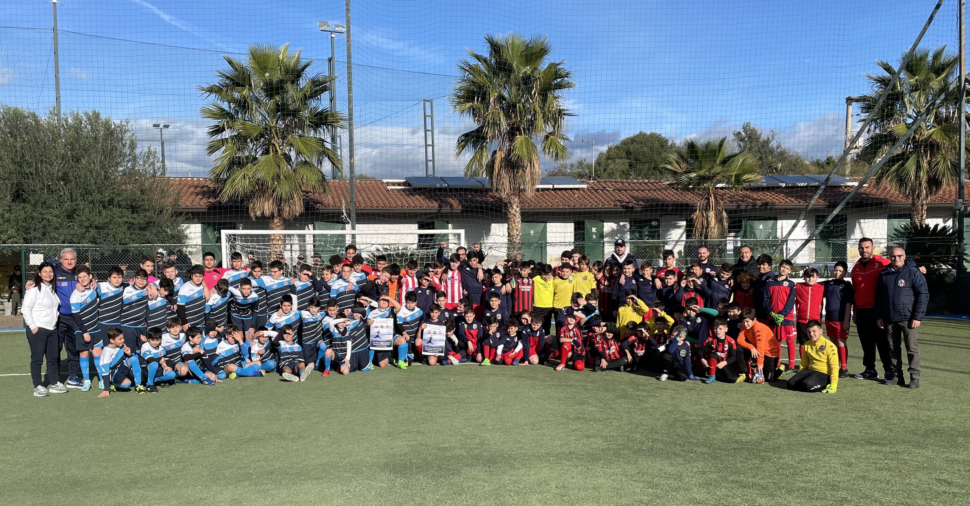 TORNEO DI CALCETTO "NATALE BAMBINO": ATLETICO PATERNÒ, NEW TEAM ETNEO E PATERNÒ CALCIO DONANO 450 EURO.