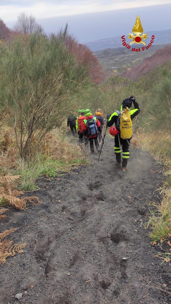 RITROVATA LA DONNA CHE IERI SI ERA DISPERSA SULL'ETNA: STA BENE