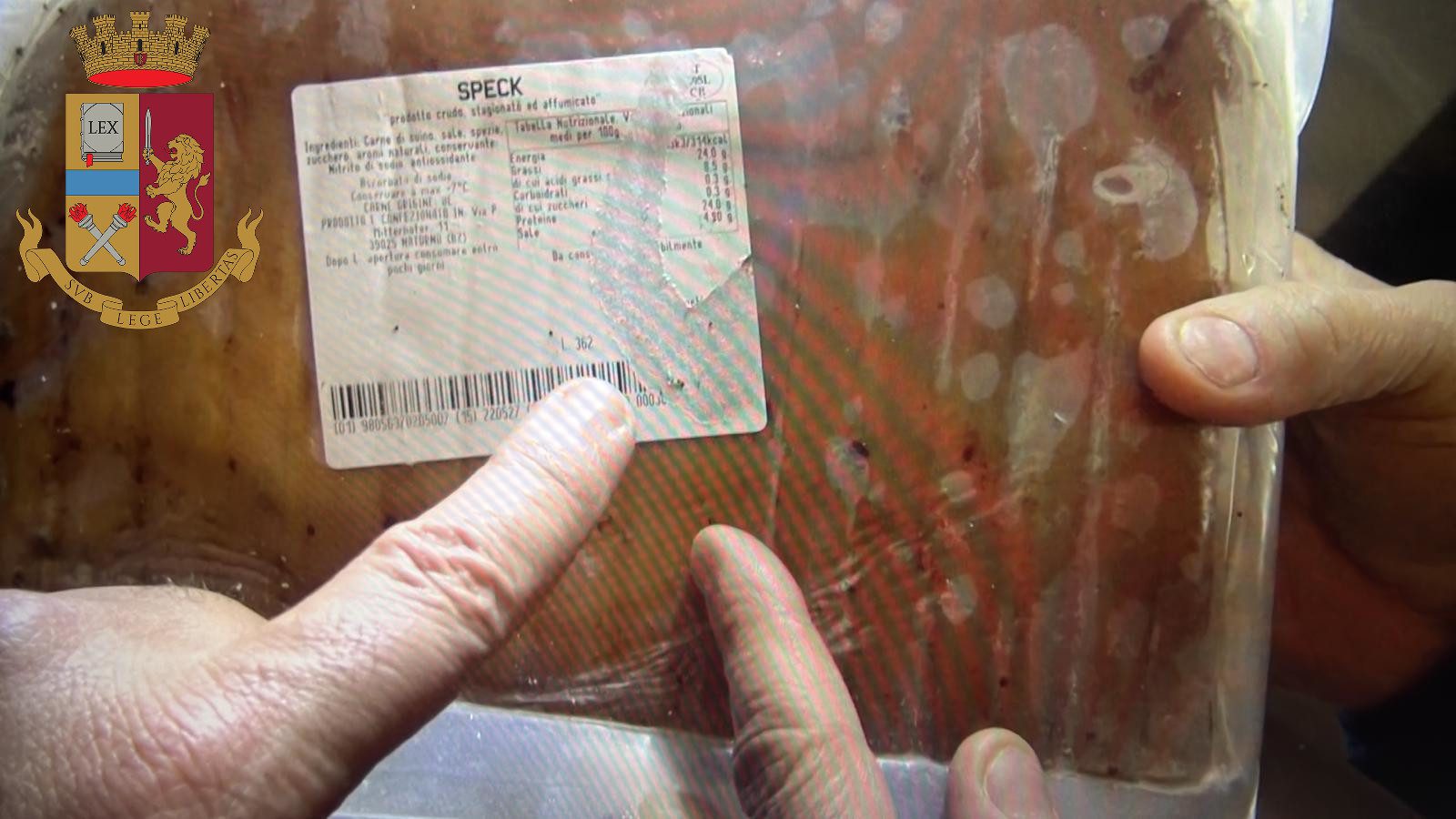 CATANIA: CONTROLLI E SANZIONI IN DUE RISTORANTI DI VIA GARIBALDI; OLTRE 100 KG DI ALIMENTI NON TRACCIATI