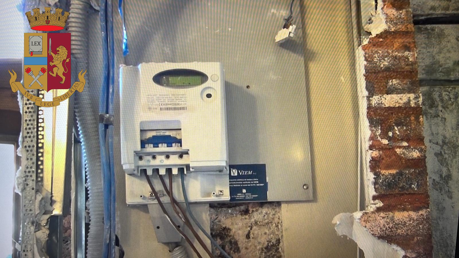 CATANIA: CONTROLLI E SANZIONI IN DUE RISTORANTI DI VIA GARIBALDI; OLTRE 100 KG DI ALIMENTI NON TRACCIATI