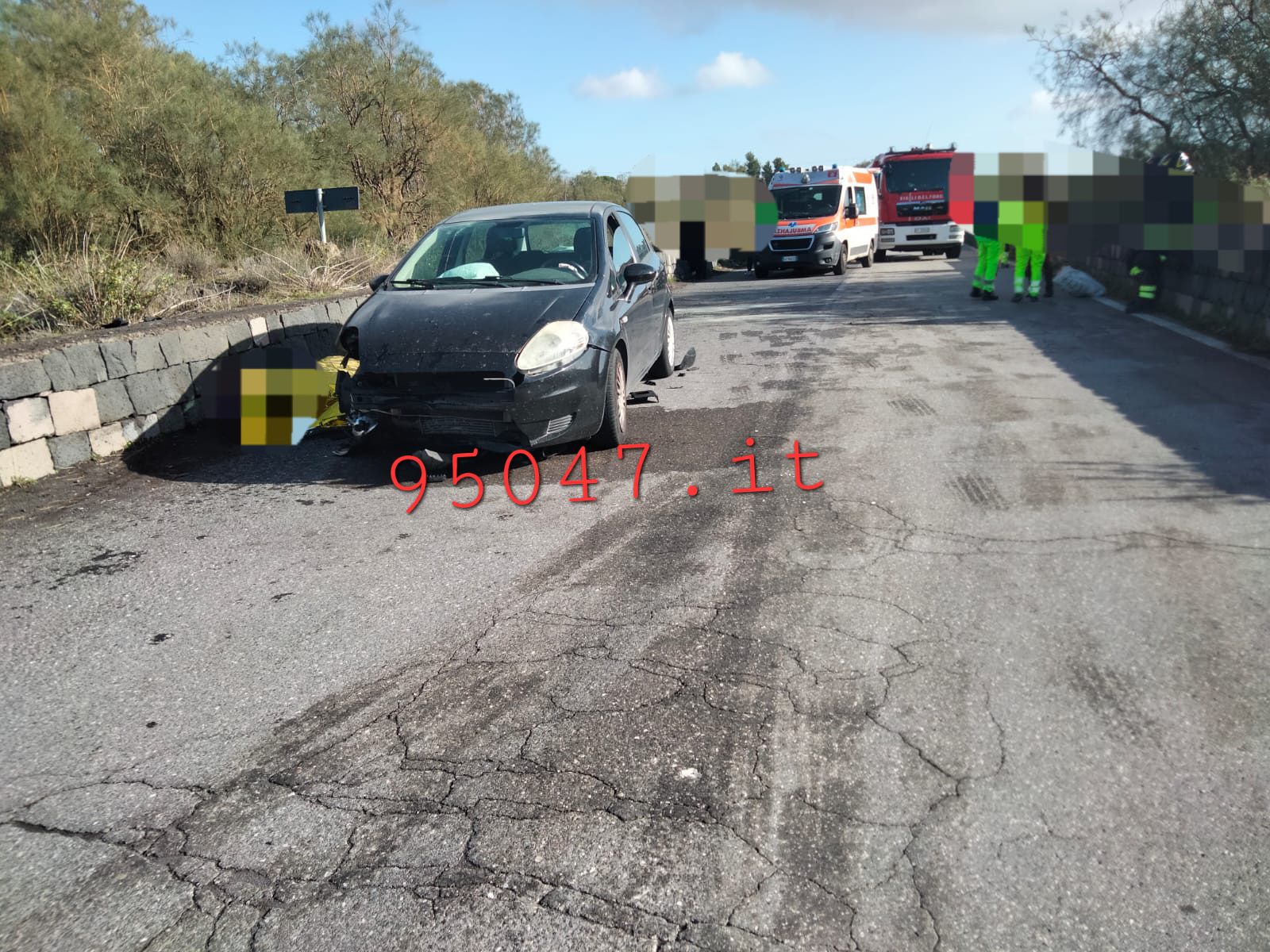 NICOLOSI, TRAGICO SCONTRO AUTO-MOTO: MUORE 60 ENNE