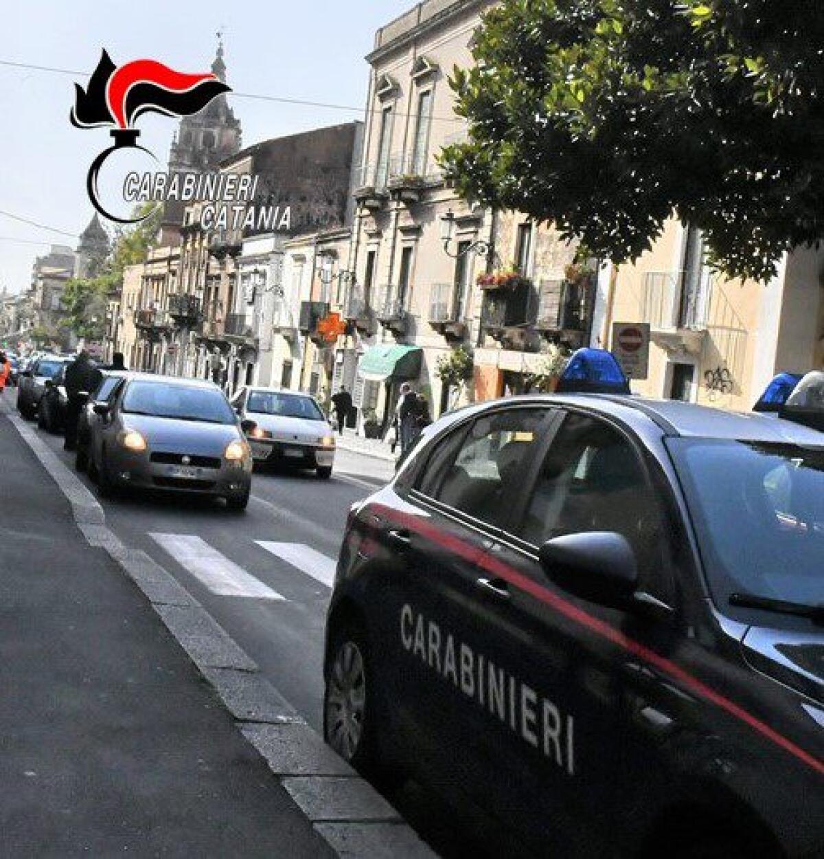 CATANIA. RUBA PROFUMI DA UN NEGOZIO: ARRESTATA UNA 44ENNE DAI CARABINIERI - 