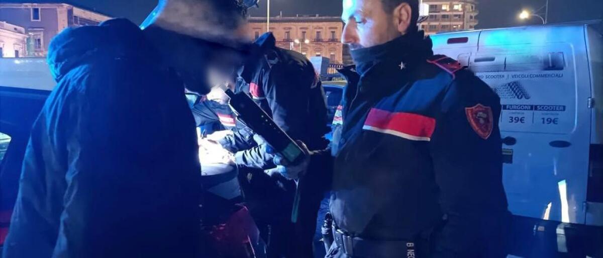 CATANIA. GUIDA IN STATO DI EBBREZZA E CONTROLLI CON L’ETILOMETRO: I CARABINIERI RITIRANO 4 PATENTI - 