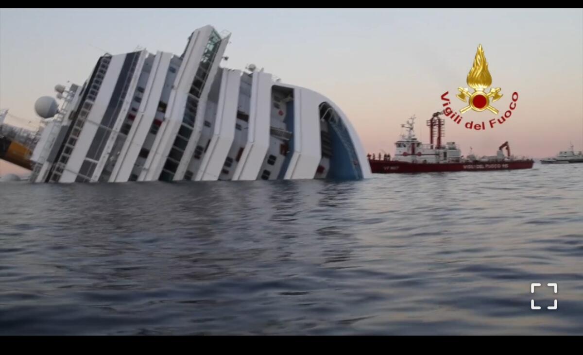 COSTA CONCORDIA, 11 ANNI FA IL TRAGICO NAUFRAGIO CHE COSTÒ LA VITA A 32 PERSONE - 