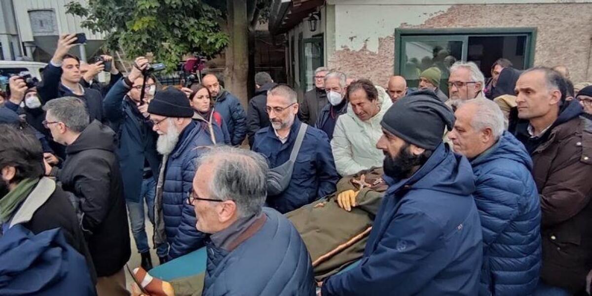 L'ABBRACCIO INFINITO DI PALERMO A BIAGIO CONTE. "SANTO SUBITO" - 