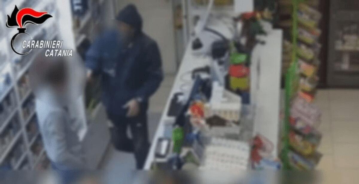 TRE RAPINE IN TRE SETTIMANE TRA BIANCAVILLA ED ADRANO, ARRESTATO - 