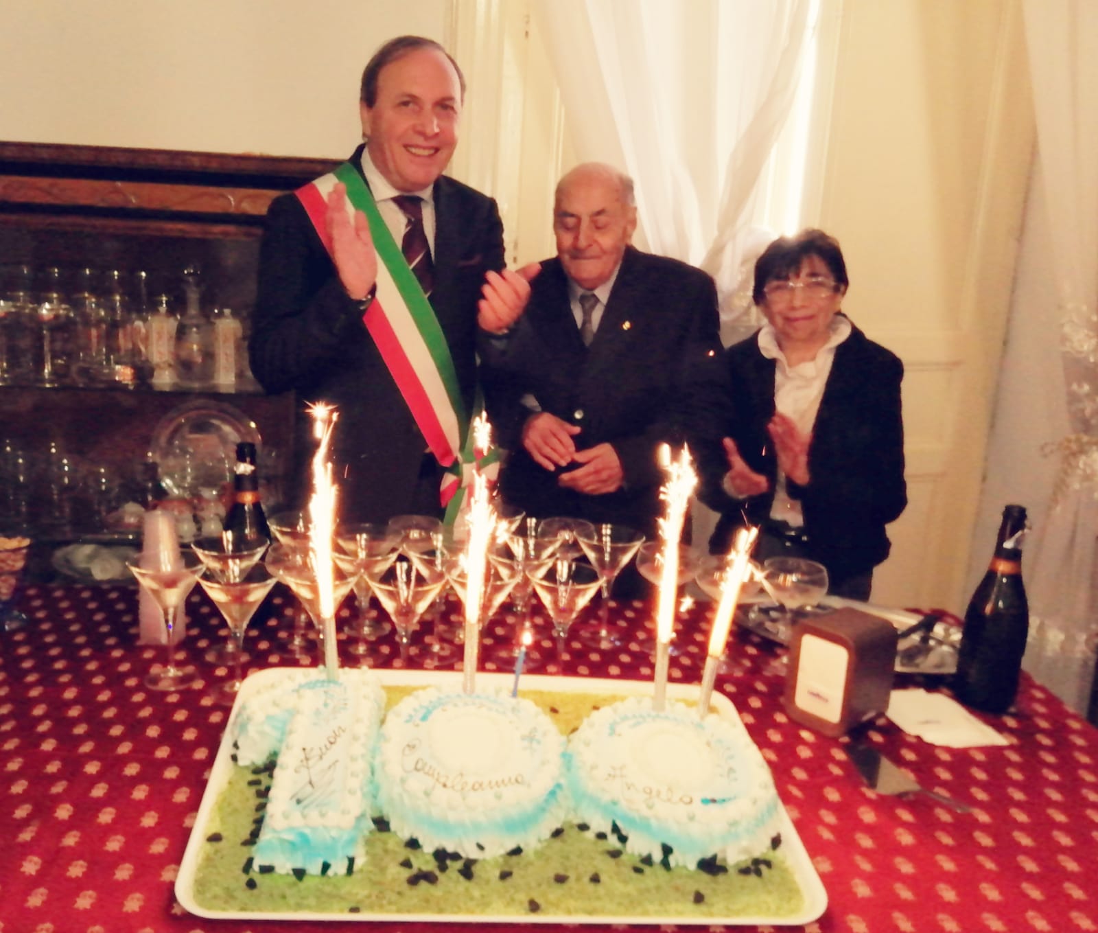 PATERNO': FESTA PER I 100 ANNI DEL SIG. MAGRI' ANGELO