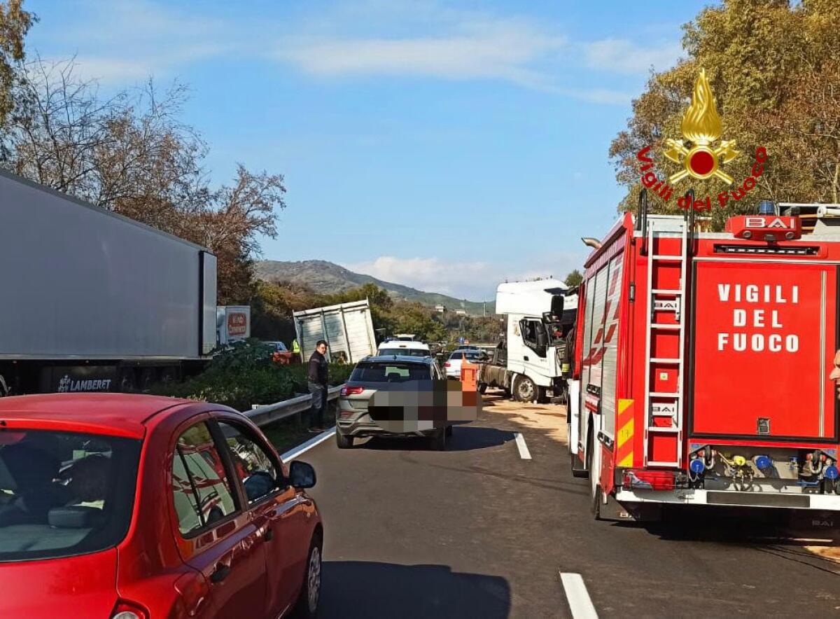 GRAVE INCIDENTE SULLA CATANIA-MESSINA GRAVE 33ENNE. - 