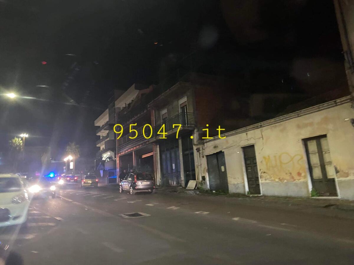 PATERNÒ: INCIDENTE IN VIA VITTORIO EMANUELE,  SOCCORSI SUL POSTO - 