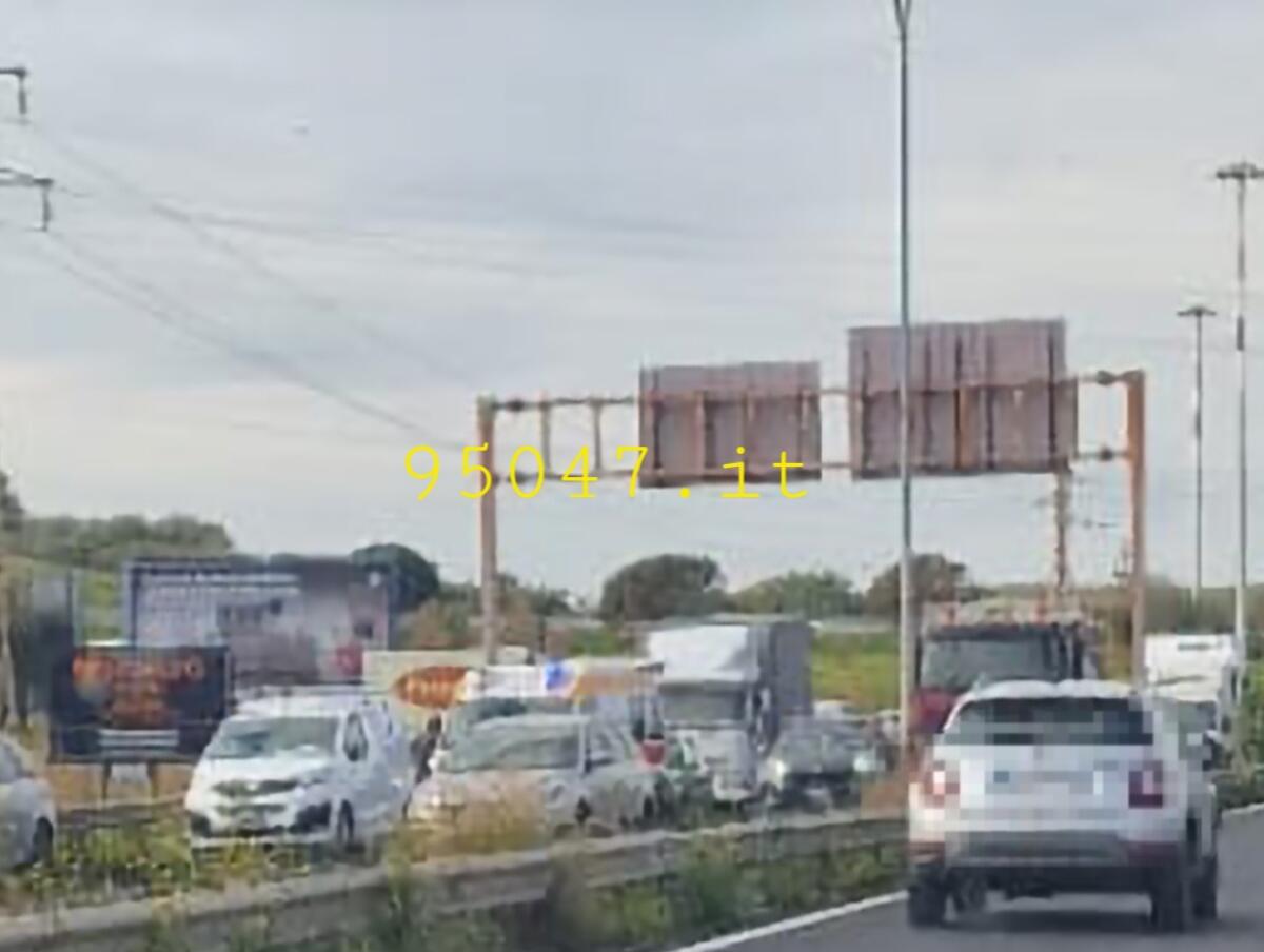 INCIDENTE A MISTERBIANCO, USCITA SVINCOLO TANGENZIALE - 