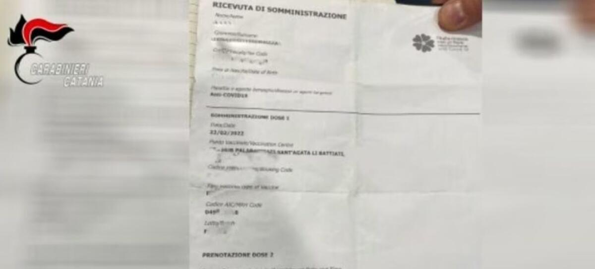 CATANIA, VACCINI IN CAMBIO DI DROGA PER FALSI GREEN PASS: 9 ARRESTI - 