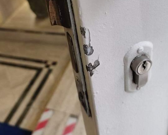 PATERNO’, TENTATO FURTO IN UN NEGOZIO LA PROTESTA DEL PROPRIETARIO: “NESSUN CONTROLLO”