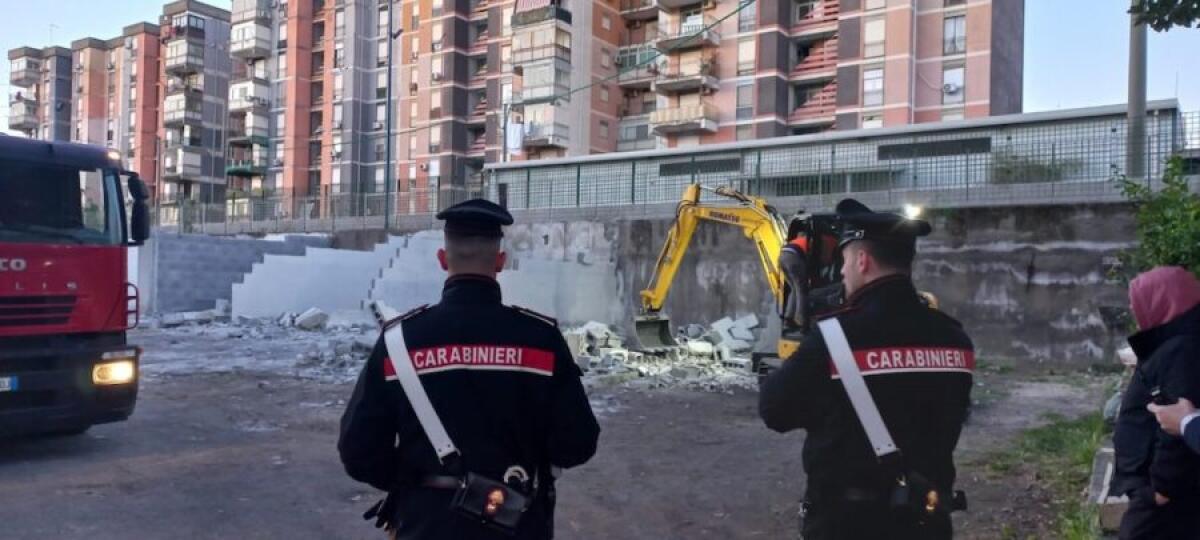 CATANIA, AUTORIMESSE ABUSIVE A LIBRINO: AL VIA LE DEMOLIZIONI - 