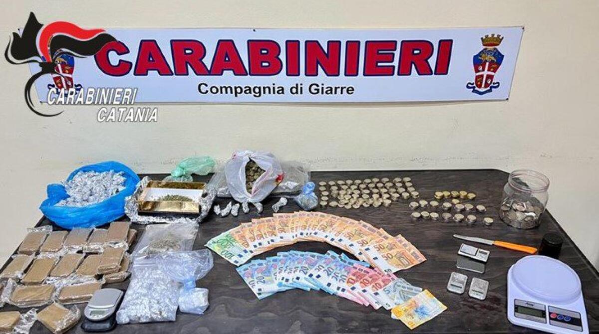 GIARRE, GESTIVA IN CASA UN MINIMARKET DELLA DROGA: ARRESTATO - 