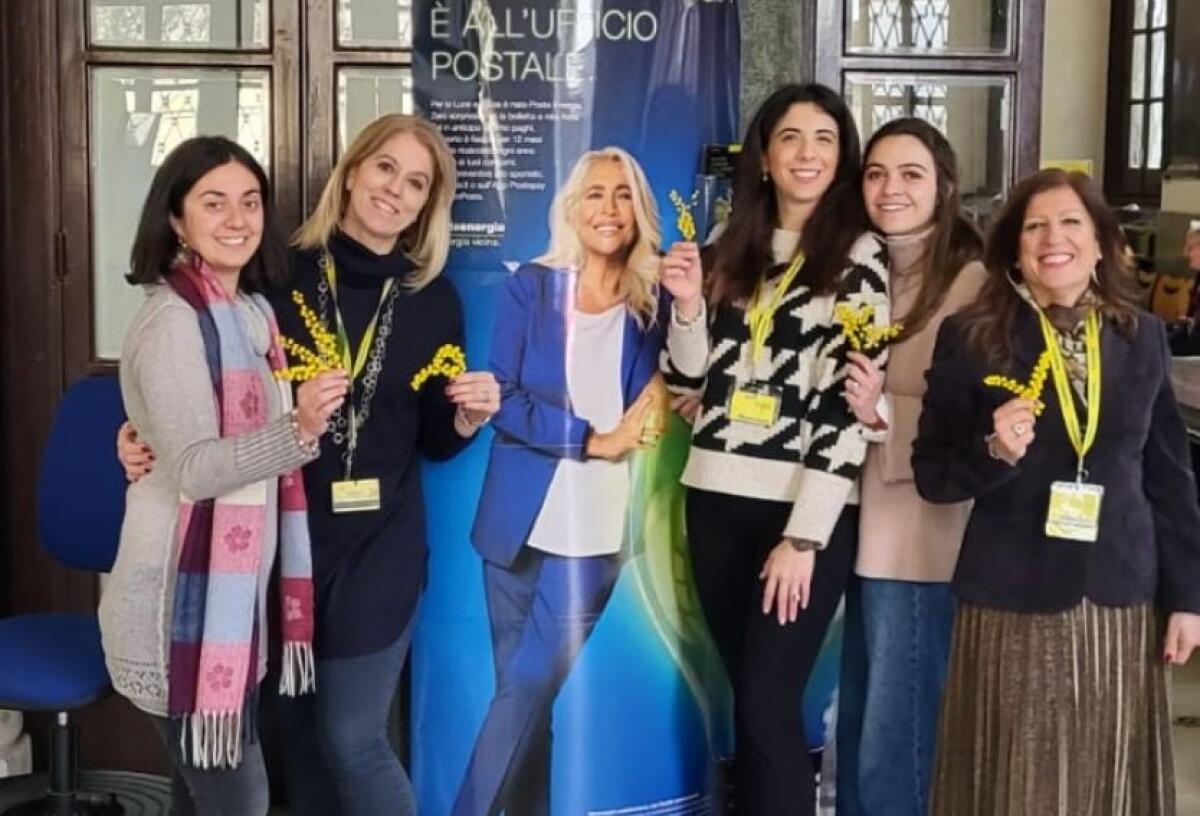 POSTE ITALIANE CELEBRA L’8 MARZO IN PROVINCIA DI CATANIA CON UNA CARTOLINA FILATELICA DEDICATA ALLE DONNE - 