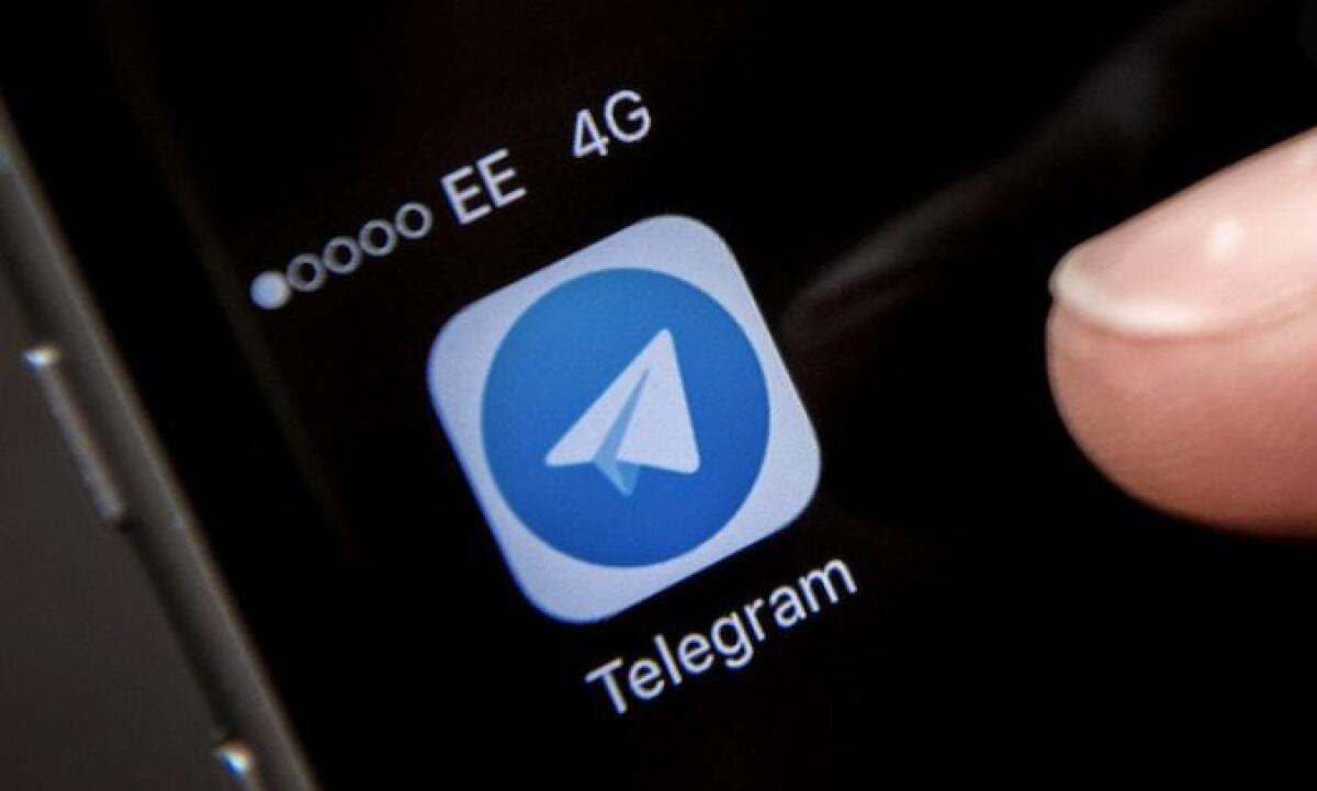 DROGA E ARMI VENDUTI SU CANALI TELEGRAM: LA GUARDIA DI FINANZA NE CHIUDE 11 - 