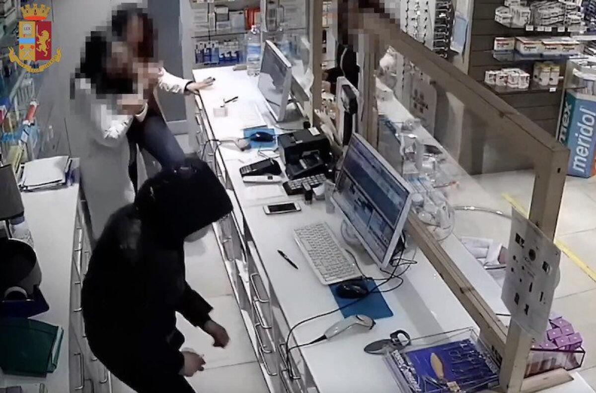 CATANIA. RAPINATORE SERIALE GIÀ IN CARCERE, INCASTRATO PER ALTRE DUE RAPINE - 