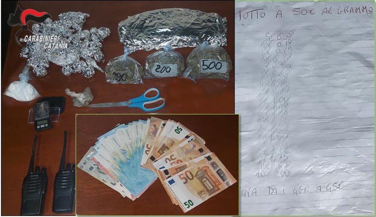 CARABINIERI SI FINGONO CLIENTI, PRESI DUE PUSHER - 