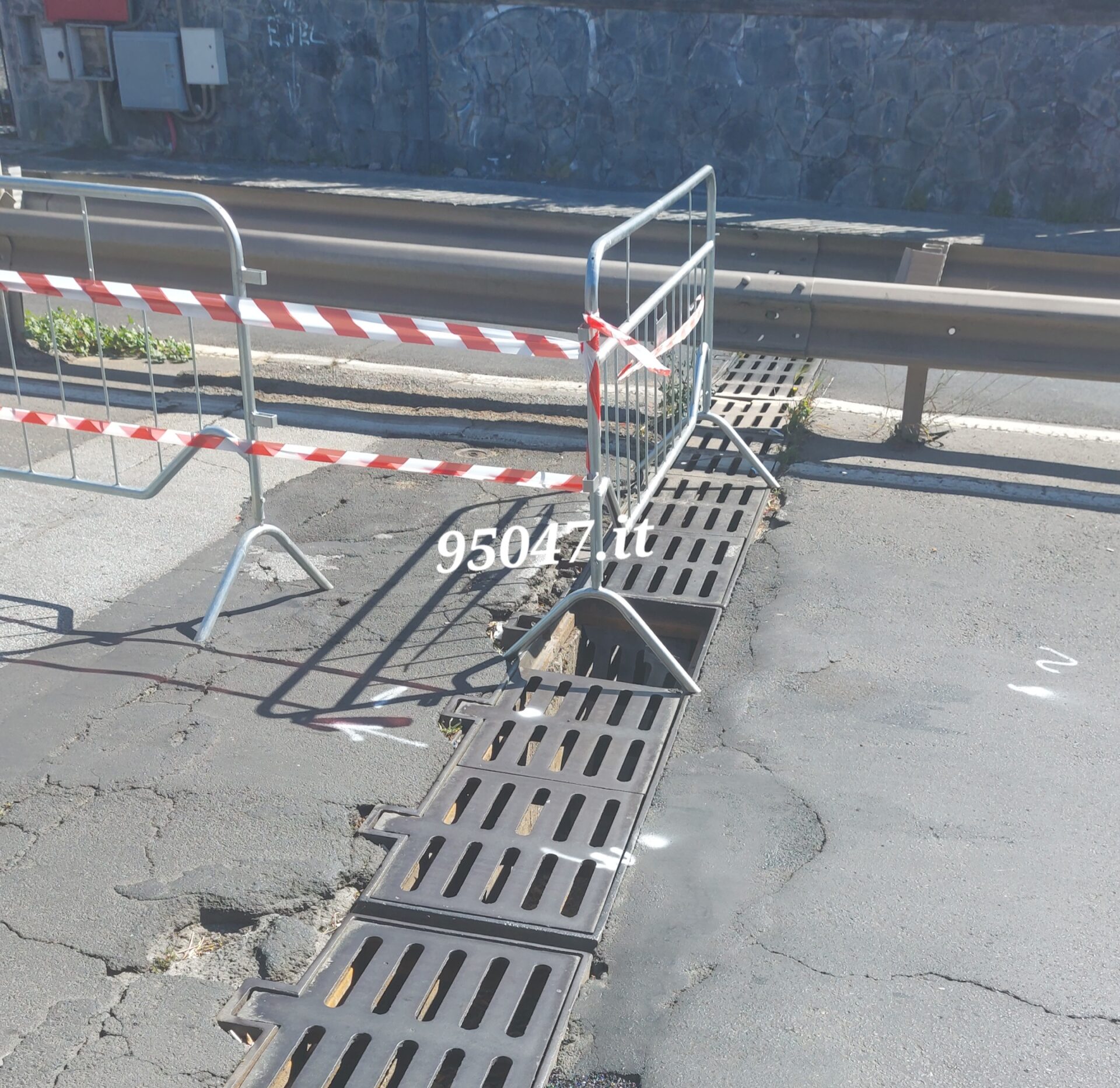 PATERNÓ:UNA CITTÀ IN LUTTO PER GABRIELE