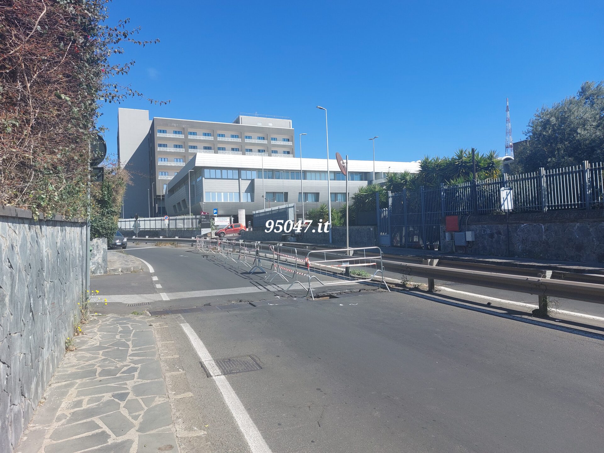 PATERNÓ:UNA CITTÀ IN LUTTO PER GABRIELE