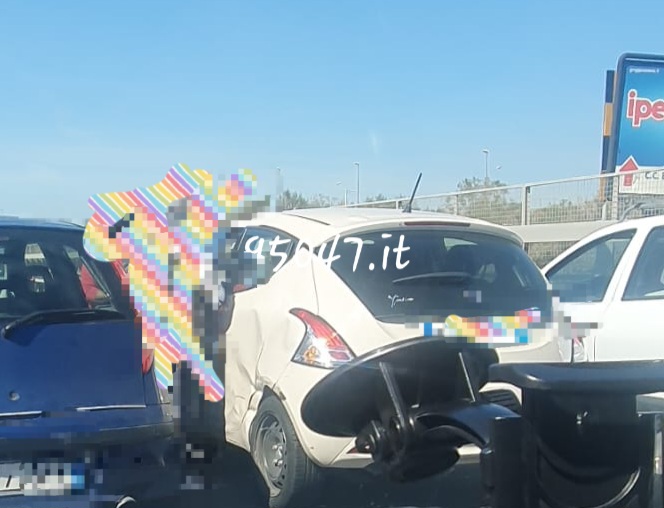 INCIDENTE SULLA SS121 IN DIREZIONE PATERNO', CODE